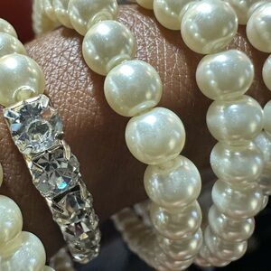 Avon Cream Pearl and Silver Crystal Bracelet